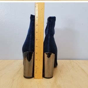 ALDO blue velvet 7.5 heels